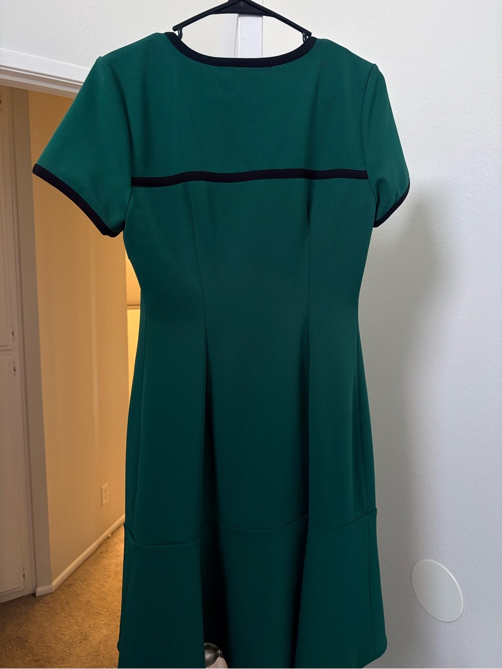 Karl Lagerfeld Emerald Green Short-Sleeve Ponte Dress with Black Trim - Picture 4 of 6